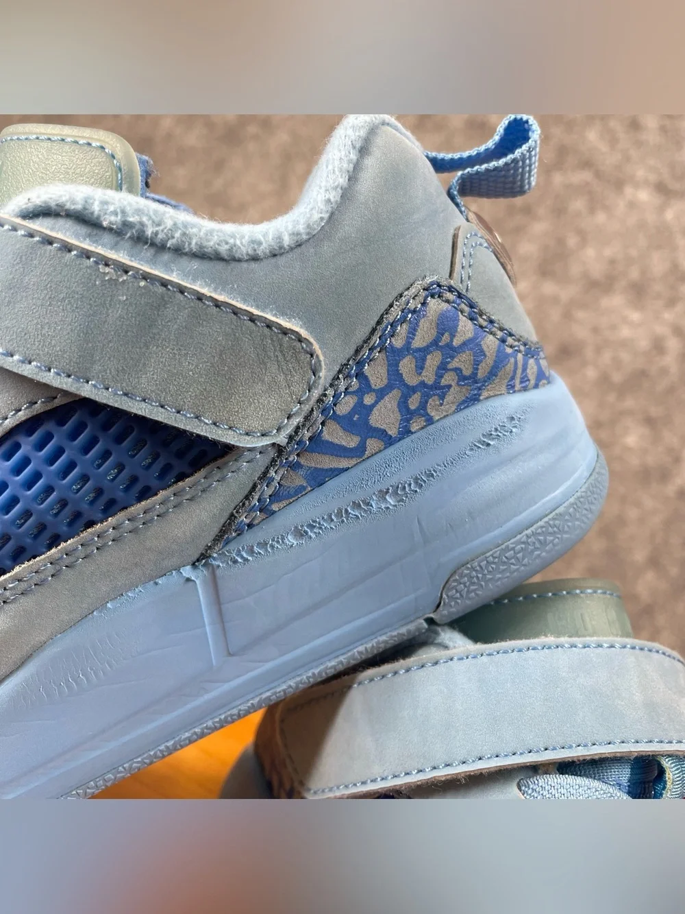 Air Jordan Spizike Low Kids Size 1Y (PS) Houston Oilers Blue FQ3951-400